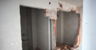 Демонтаж стен Ломоносов, цена от 2971 руб.